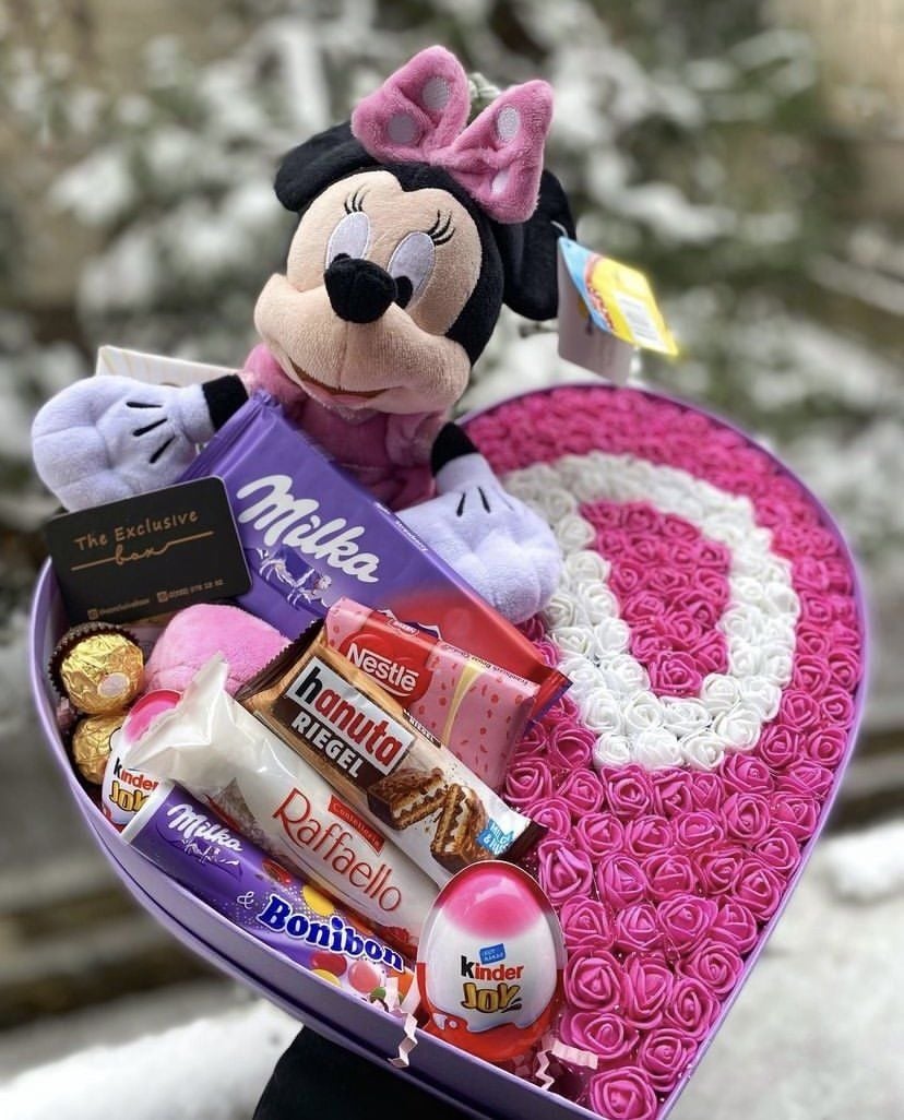 Kişiye Özel Tasarım Harf Kalp Kutu (Minnie Mouse)