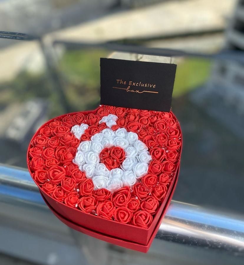 Tiny Love Box Baş Harf Tasarım - Kırmızı