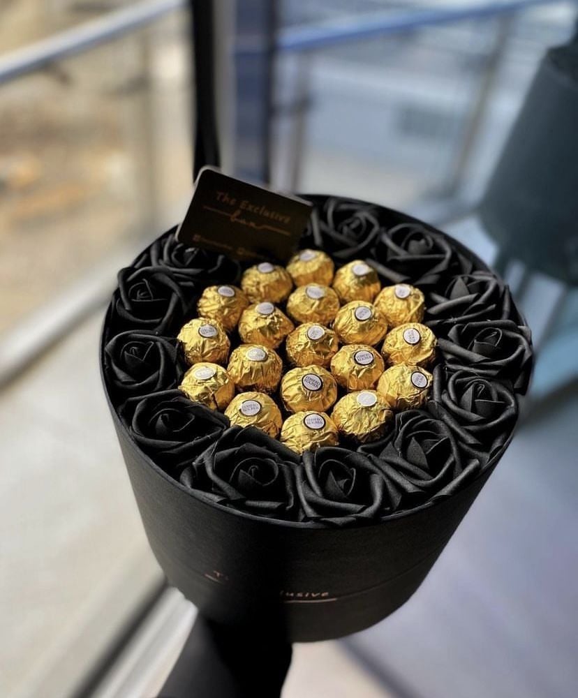 Siyah Aşk Çikolata Kutusu