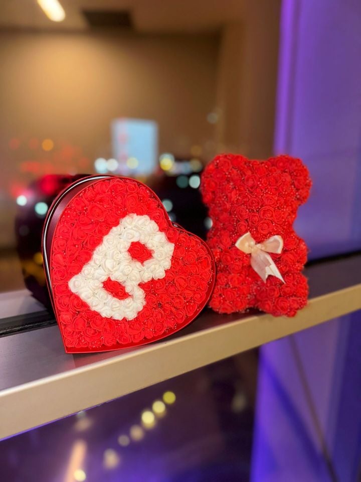 Teddy Rose Bear & Harf Tasarım Kalp Kutu