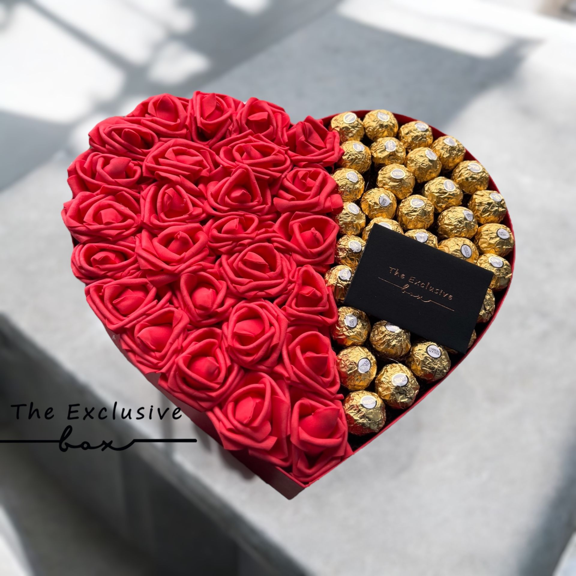 Kırmızı Gül & Çikolata Aranjmanı